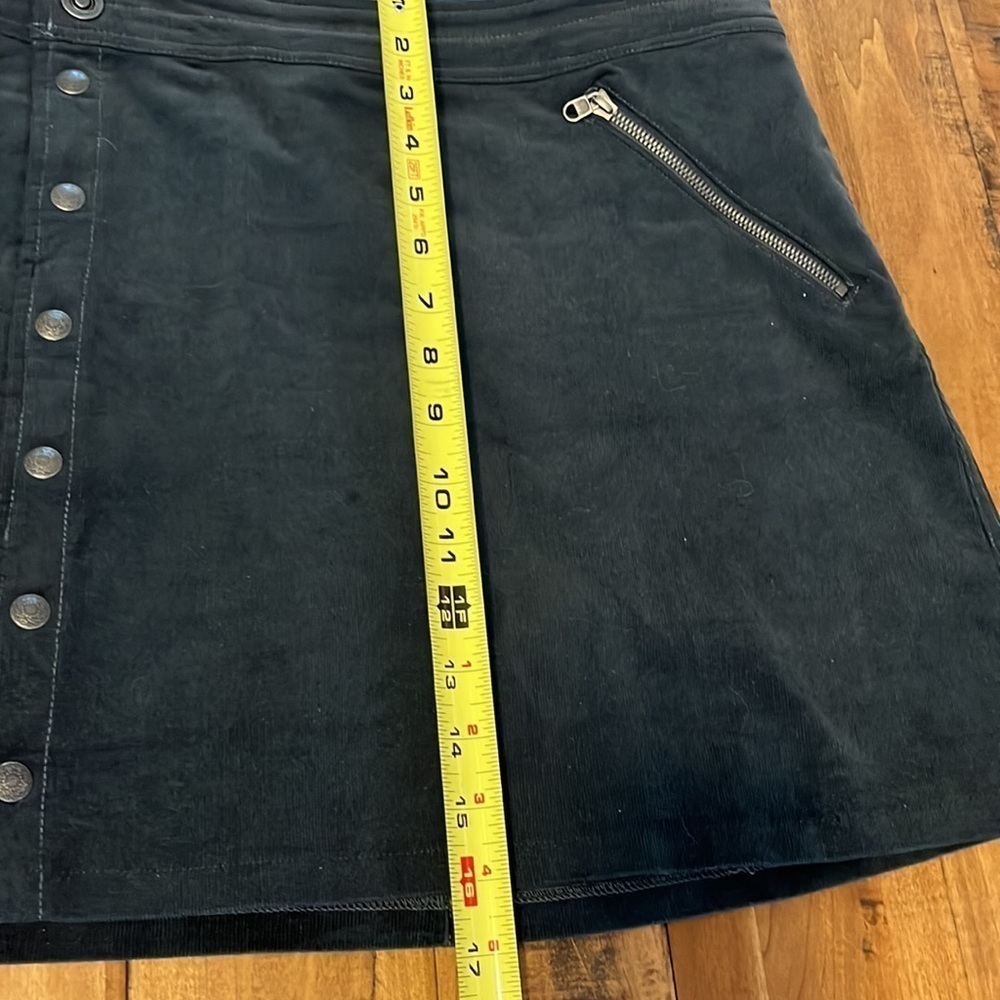 KUHL corduroy skirt - Picture 7 of 7